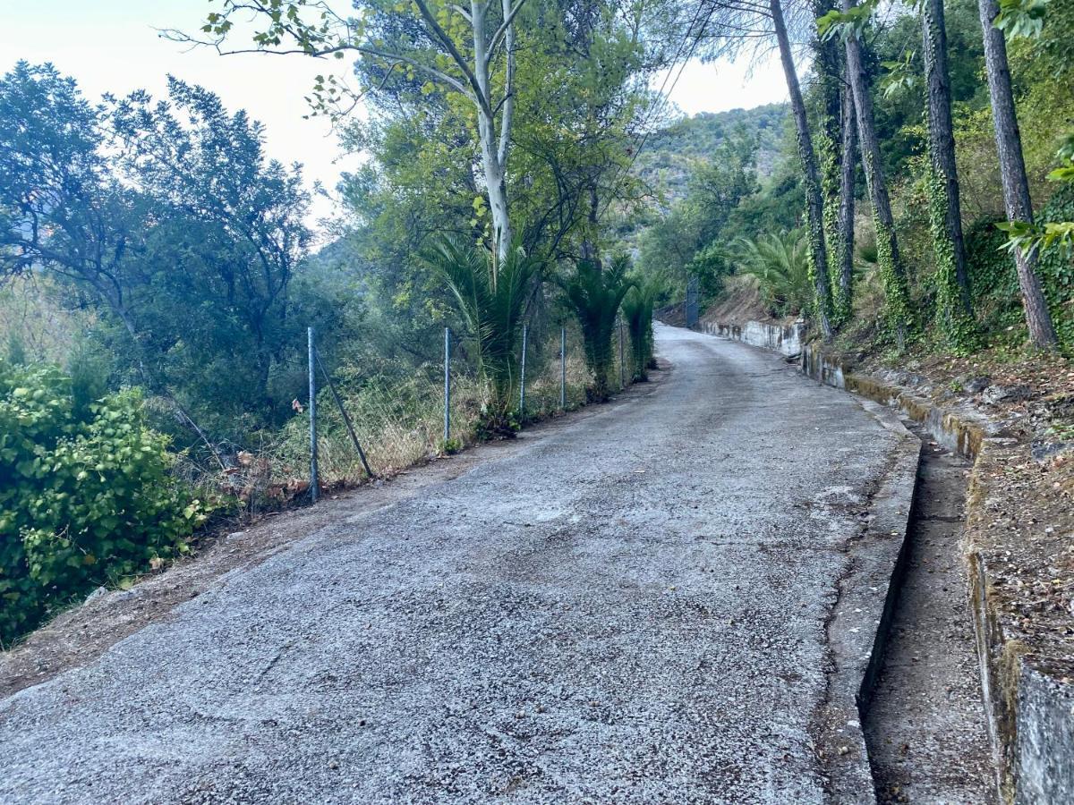 Stay Wild En Las Casitas De Huerta Arriba Benamahoma Zewnętrze zdjęcie